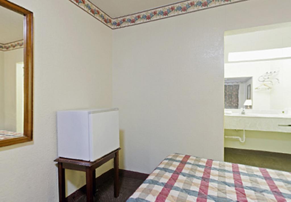 Value Inn Knoxville Ноксвил Стая снимка